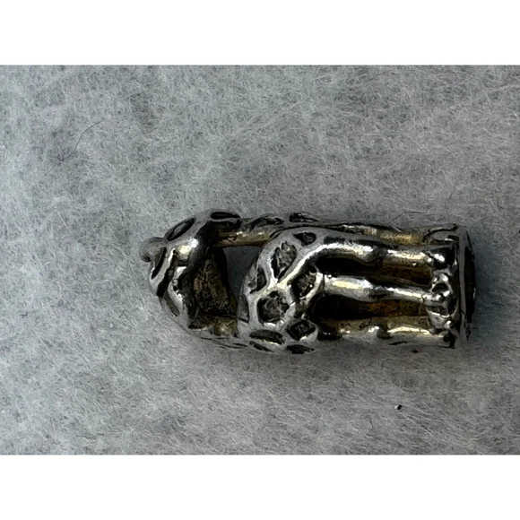 Authentic Trollbeads Giraffe Charm with lion - Picture 6 of 7